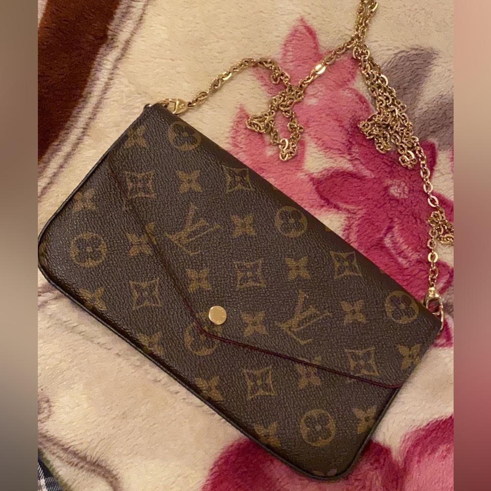 Trade Louis Vuitton Felicie & LV Scarf